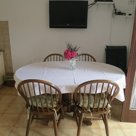Apartment Josipa Malinska Δωμάτιο φωτογραφία